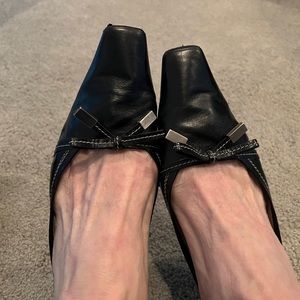 Lot 2 pair of shoes black Vaneli Sandles and bandolino black slides